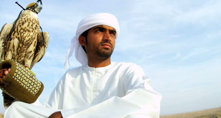 Dress like an Emirati – Learn how to wear the Shemagh or Ghutra