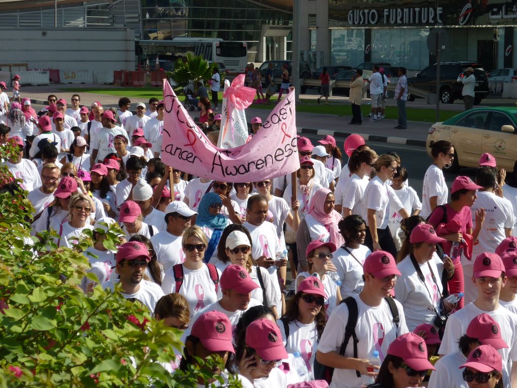 A successful Pink Walkathon for Cancer awareness in Dubai!
